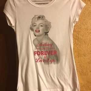 Marilyn Monroe Junior size shirt